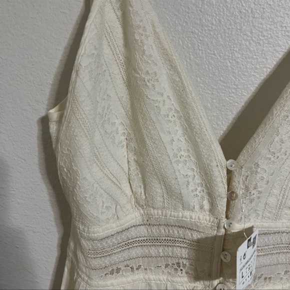 Zara Cream Lace Romper dress - Picture 4 of 6